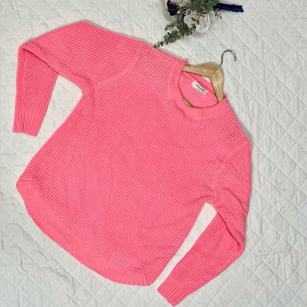 Zenana pink sweater; size large